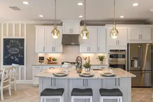 719 Sky Shade Dr, Apollo Beach, FL 33572 - Photo 8