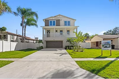 4010 Huntington Street NE, Saint Petersburg, FL 33703 - Photo 1