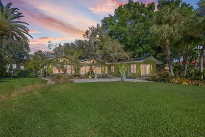 808 Monterey Boulevard NE, Saint Petersburg, FL 33704 - Photo 1