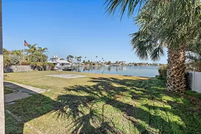 17163 2nd Street E, North Redington Beach, FL 33708 - Photo 10