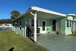 35127 Danny Dr, Zephyrhills, FL 33541 - Photo 6