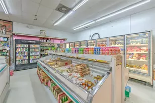 4021 W Hillsborough Ave, Tampa, FL 33614 - Photo 8