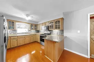 38919 3rd Ave, Zephyrhills, FL 33542 - Photo 10