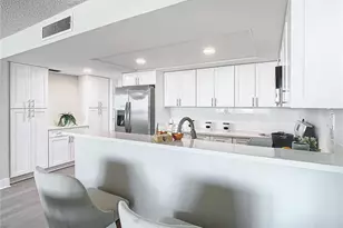 400 Island Way, Clearwater Beach, FL 33767 - Photo 14