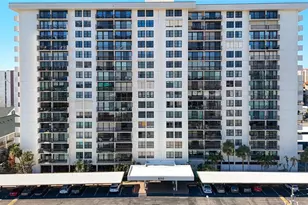 400 Island Way, Clearwater Beach, FL 33767 - Photo 1