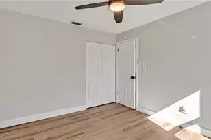 7801 17th Way N, Saint Petersburg, FL 33702 - Photo 32