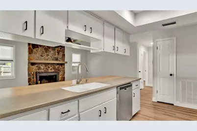 7801 17th Way N, Saint Petersburg, FL 33702 - Photo 20