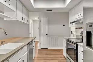 7801 17th Way N, Saint Petersburg, FL 33702 - Photo 14