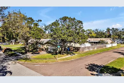 7801 17th Way N, Saint Petersburg, FL 33702 - Photo 46