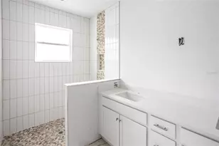 9024 Evelyn Rd, Englewood, FL 34224 - Photo 12