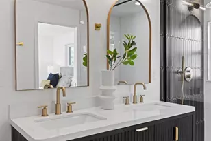 475 Island Way, Clearwater Beach, FL 33767 - Photo 40