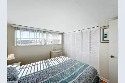 162 S Saint Thomas Circle, Apollo Beach, FL 33572 - Photo 32