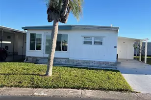 13225 101st St, Largo, FL 33773 - Photo 2