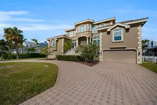 119 8th St E, Tierra Verde, FL 33715 - Photo 4