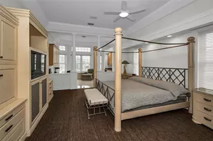 119 8th St E, Tierra Verde, FL 33715 - Photo 32