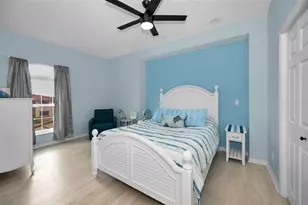 119 8th St E, Tierra Verde, FL 33715 - Photo 44