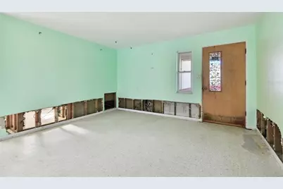 545 Lillian Drive, Madeira Beach, FL 33708 - Photo 14