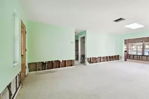 545 Lillian Dr, Madeira Beach, FL 33708 - Photo 12