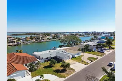 545 Lillian Drive, Madeira Beach, FL 33708 - Photo 98
