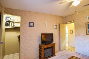 725 Iglesia Dr, North Port, FL 34287 - Photo 24