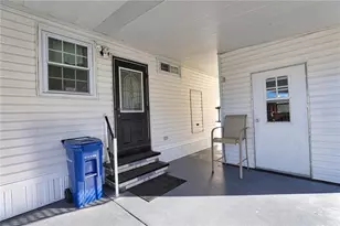 725 Iglesia Dr, North Port, FL 34287 - Photo 4