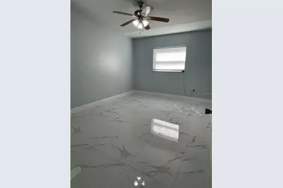 8601 Twin Lakes Boulevard, Tampa, FL 33614 - Photo 54