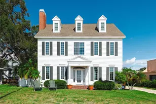 55 Edgewater Dr, Dunedin, FL 34698 - Photo 1