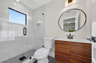 6266 4th Ave S, Saint Petersburg, FL 33707 - Photo 82