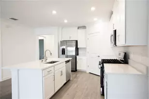 17523 Holly Wl Ave, Wimauma, FL 33598 - Photo 6