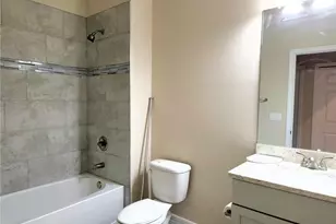 413 Shannon Ests Ct, Plant City, FL 33563 - Photo 20