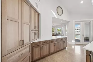 123 8th St E, Tierra Verde, FL 33715 - Photo 20