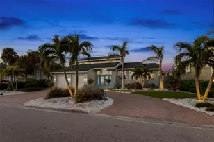 123 8th St E, Tierra Verde, FL 33715 - Photo 68