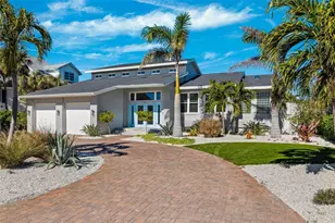 123 8th St E, Tierra Verde, FL 33715 - Photo 2