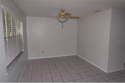 5250 15th Street N #8, Saint Petersburg, FL 33703 - Photo 4