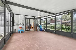 1009 Black Knight Dr, Valrico, FL 33594 - Photo 46