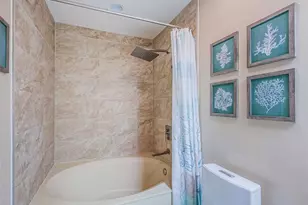 6073 Bahia Del Mar Blvd, Saint Petersburg, FL 33715 - Photo 16