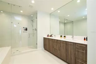 301 1st St S, Saint Petersburg, FL 33701 - Photo 30