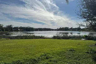 3922 Lake Joyce Dr, Land O Lakes, FL 34639 - Photo 4