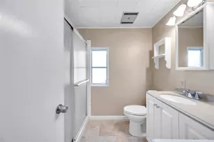 4851 W Gandy Blvd, Tampa, FL 33611 - Photo 30