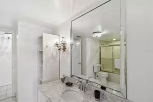 5200 Brittany Dr S, Saint Petersburg, FL 33715 - Photo 14