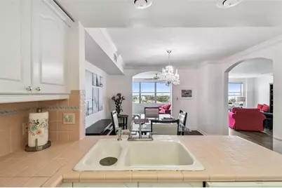 5200 Brittany Drive S #1110, Saint Petersburg, FL 33715 - Photo 8