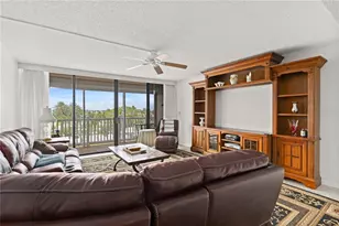 500 Treasure Island Causeway, Treasure Island, FL 33706 - Photo 10