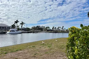 1028 Apollo Beach Blvd, Apollo Beach, FL 33572 - Photo 28