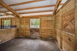 249 Dogwood Trce, Tarpon Springs, FL 34688 - Photo 78