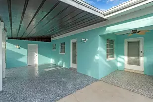 11435 2nd St E, Treasure Island, FL 33706 - Photo 2