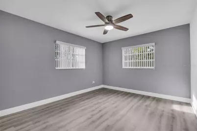 11435 2nd Street E, Treasure Island, FL 33706 - Photo 10