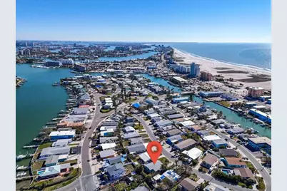 11435 2nd Street E, Treasure Island, FL 33706 - Photo 22