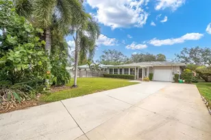 266 Snell Isle Blvd NE, Saint Petersburg, FL 33704 - Photo 34