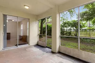 5041 Sunridge Palms Dr, Tampa, FL 33617 - Photo 34