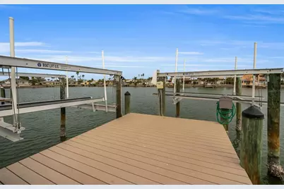 11325 5th Street E, Treasure Island, FL 33706 - Photo 64